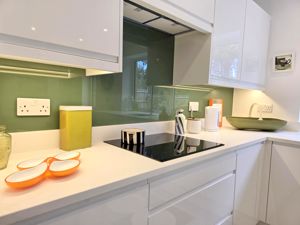 Photo 4- click for photo gallery